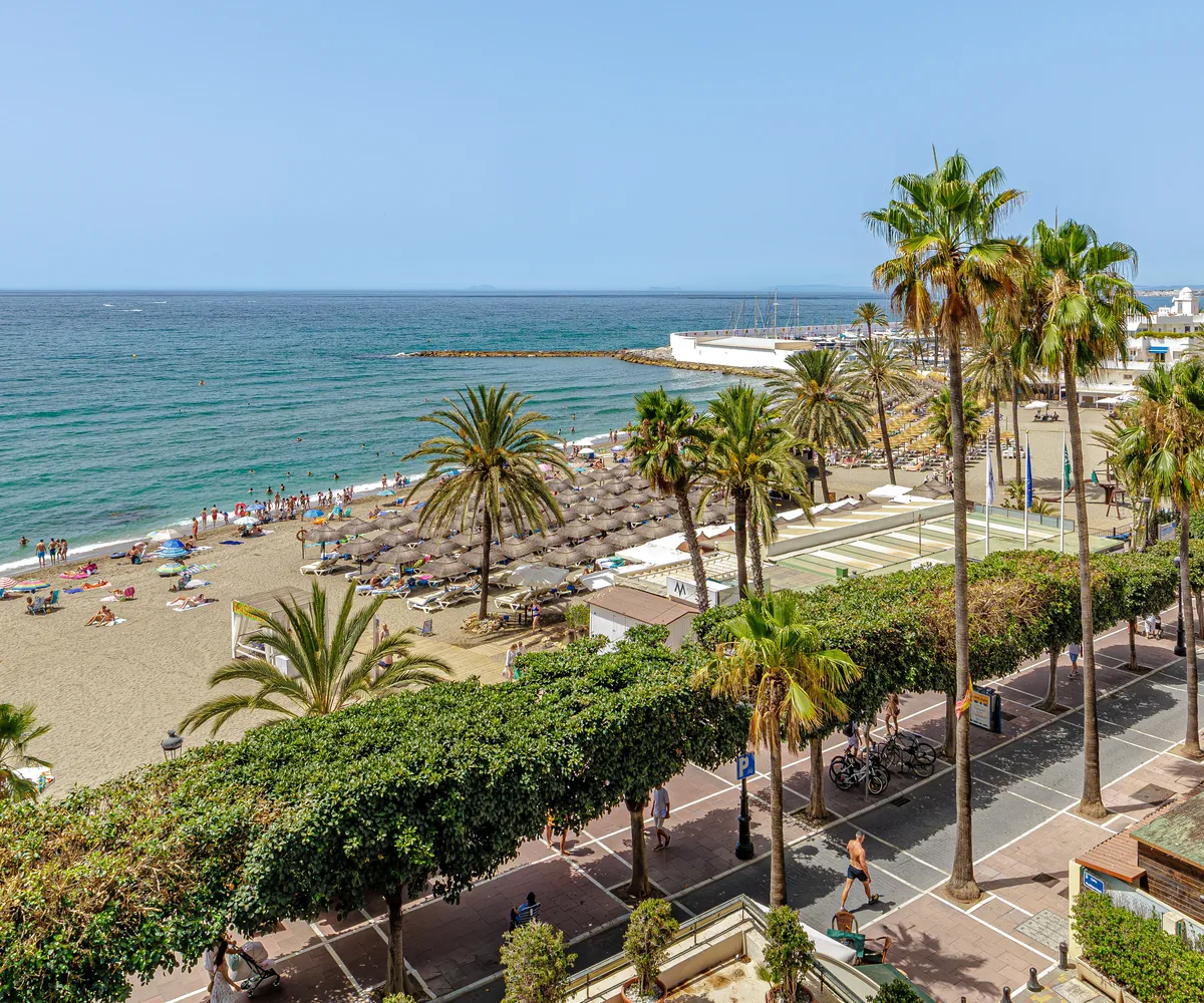 Mediterráneo 3-5: Frontline sea & paseo views